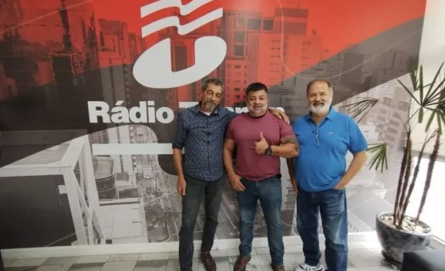 Futebol de Mesa na rádio Trianon de São Paulo